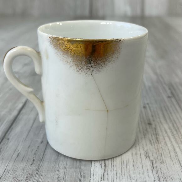 Vintage White Pink Floral Accent Gold Trim Coffee Tea Mug Cup Decor - Picture 3 of 8